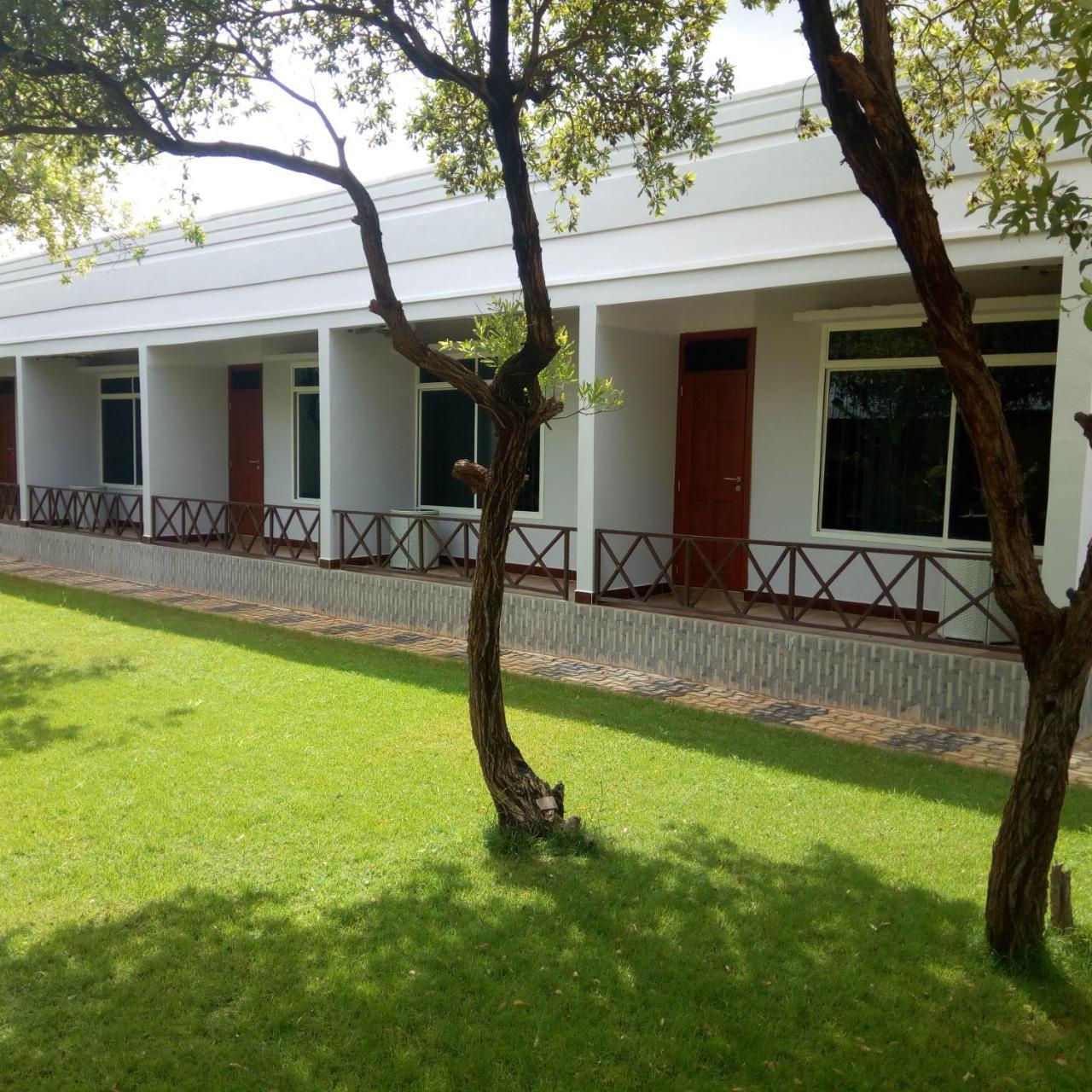 Royal Village Hotel Dodoma 外观 照片